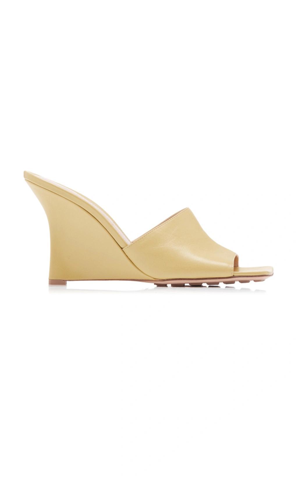 BOTTEGA VENETA Wedge Leather 110mm Sandals In Moonbeam Product Image