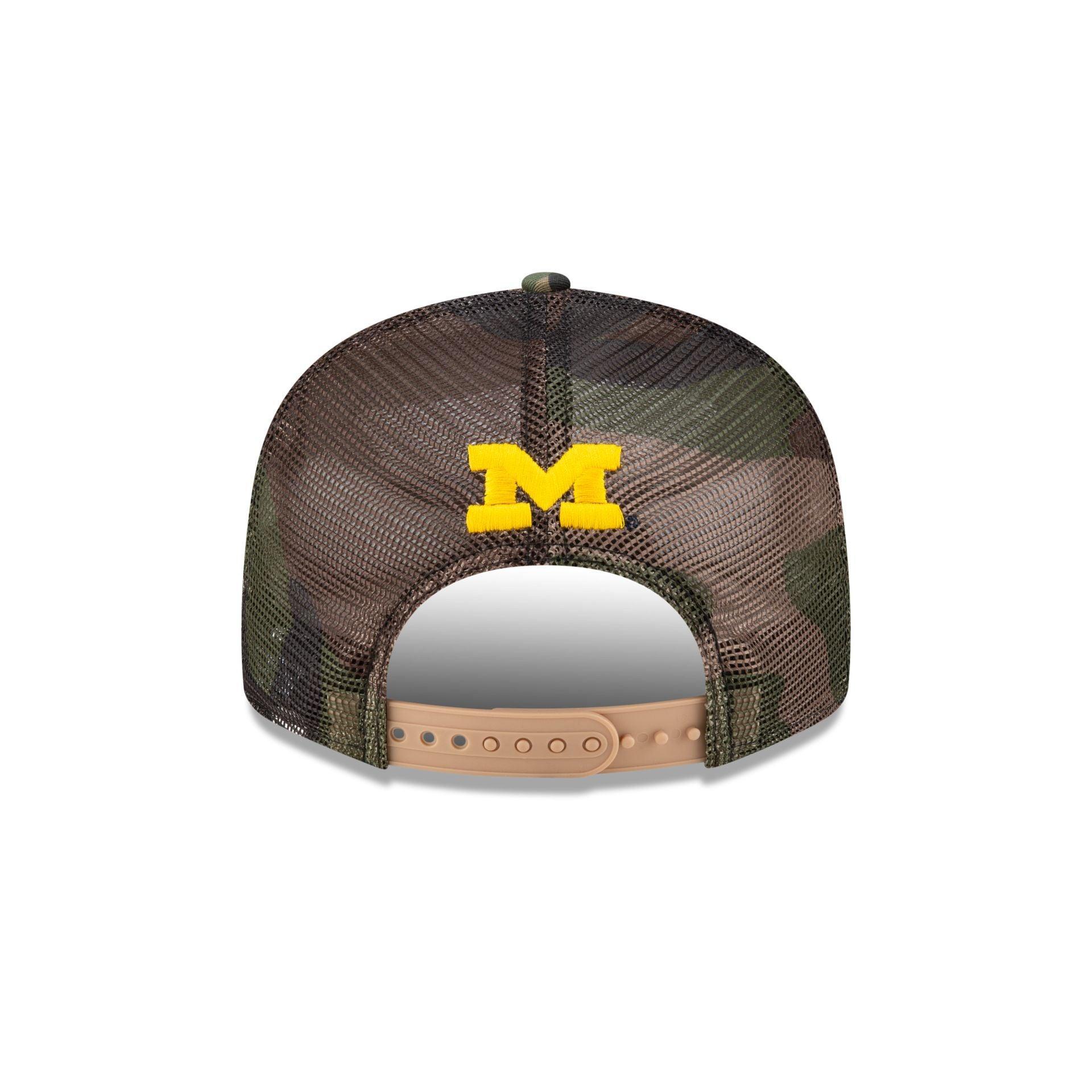 Nebraska Cornhuskers Plaid 9FIFTY Snapback Hat Male Product Image