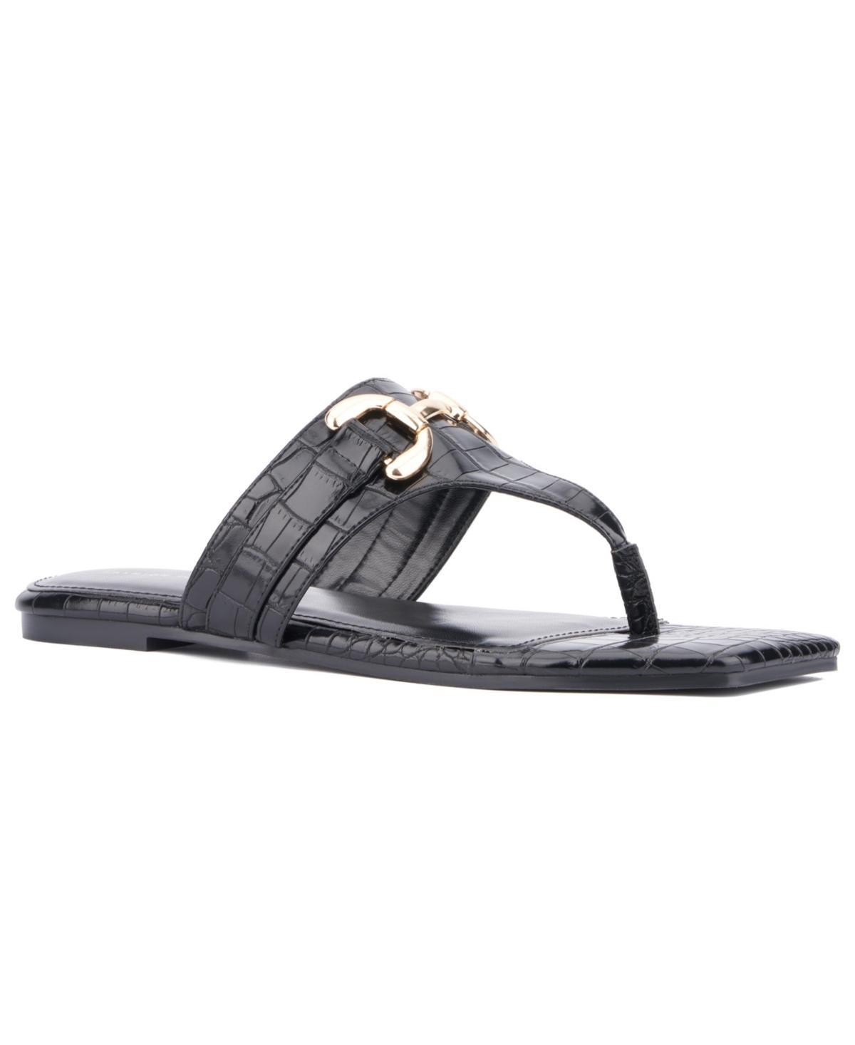 Fashion To Figure Womens Saralyn Flat Sandal - Wide Width Product Image