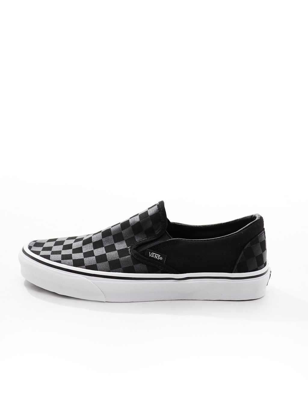 Vans Classic slip-on sneakers with checkerboard print Product Image