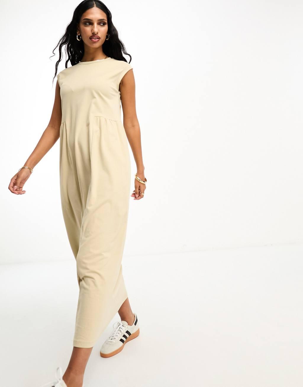 River Island pleated smock t-shirt midi dress Product Image