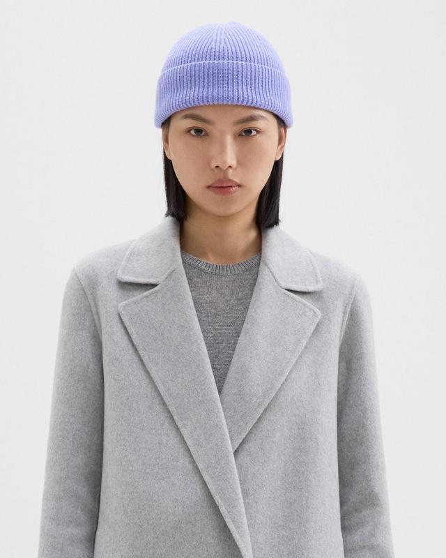 Beanie in Ribbed Cashmere Product Image