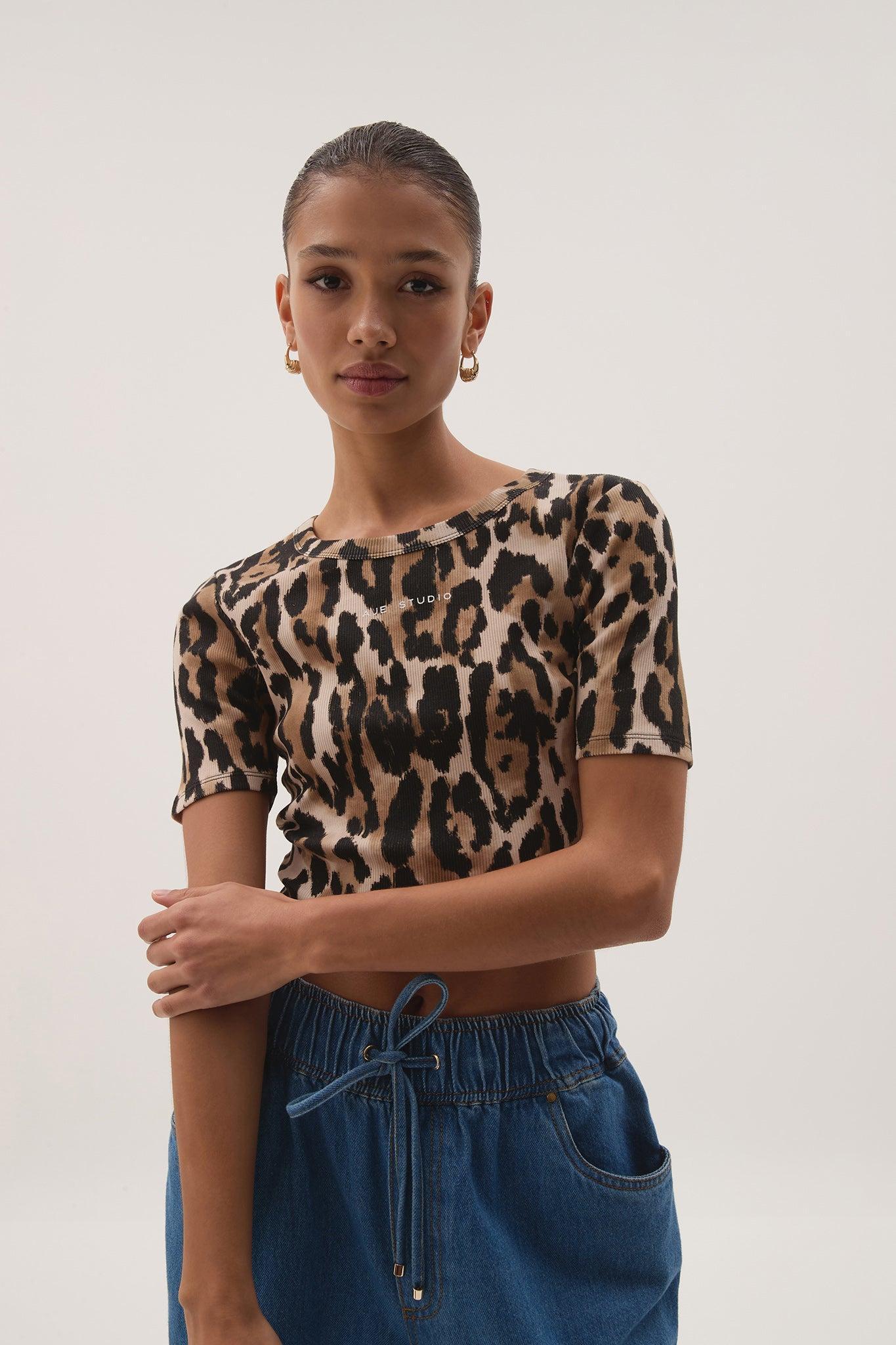 Cowrie Cropped Tee Product Image