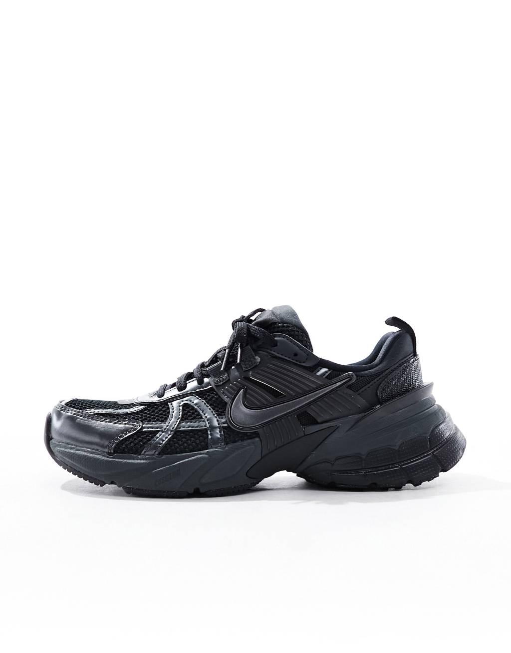 Nike V2K Run sneakers in black and dark gray Product Image