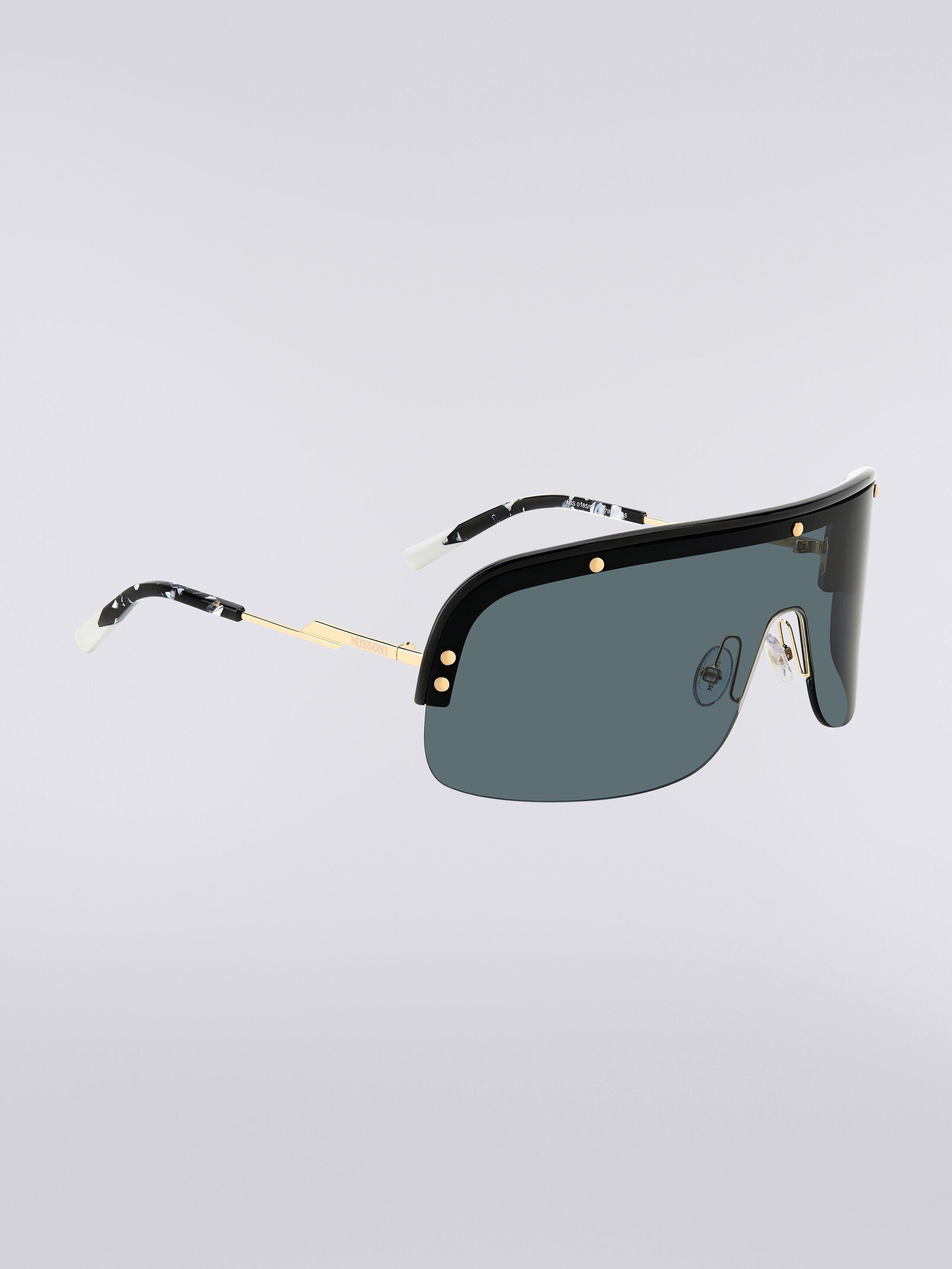 Mask sunglasses with metal temples and acetate tips Product Image