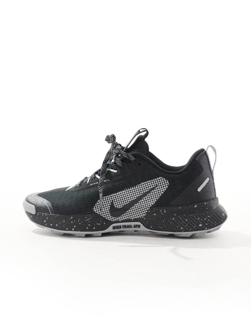 Nike Running Juniper Trail 3 sneakers in black Product Image