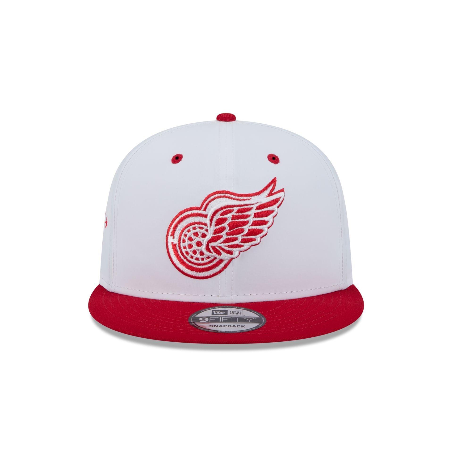 Detroit Red Wings Vintage Satin 9FIFTY Snapback Hat Male Product Image