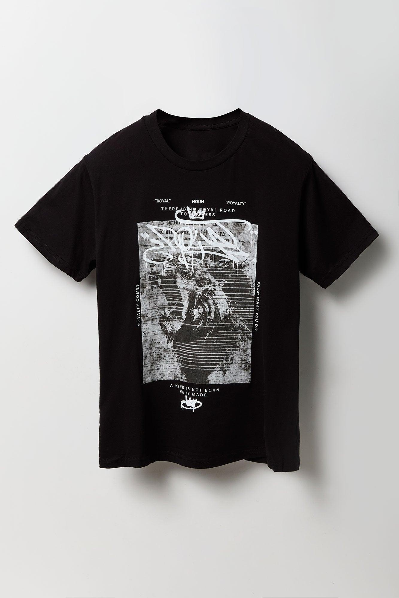 Royal Lion Graphic T-Shirt Male Product Image