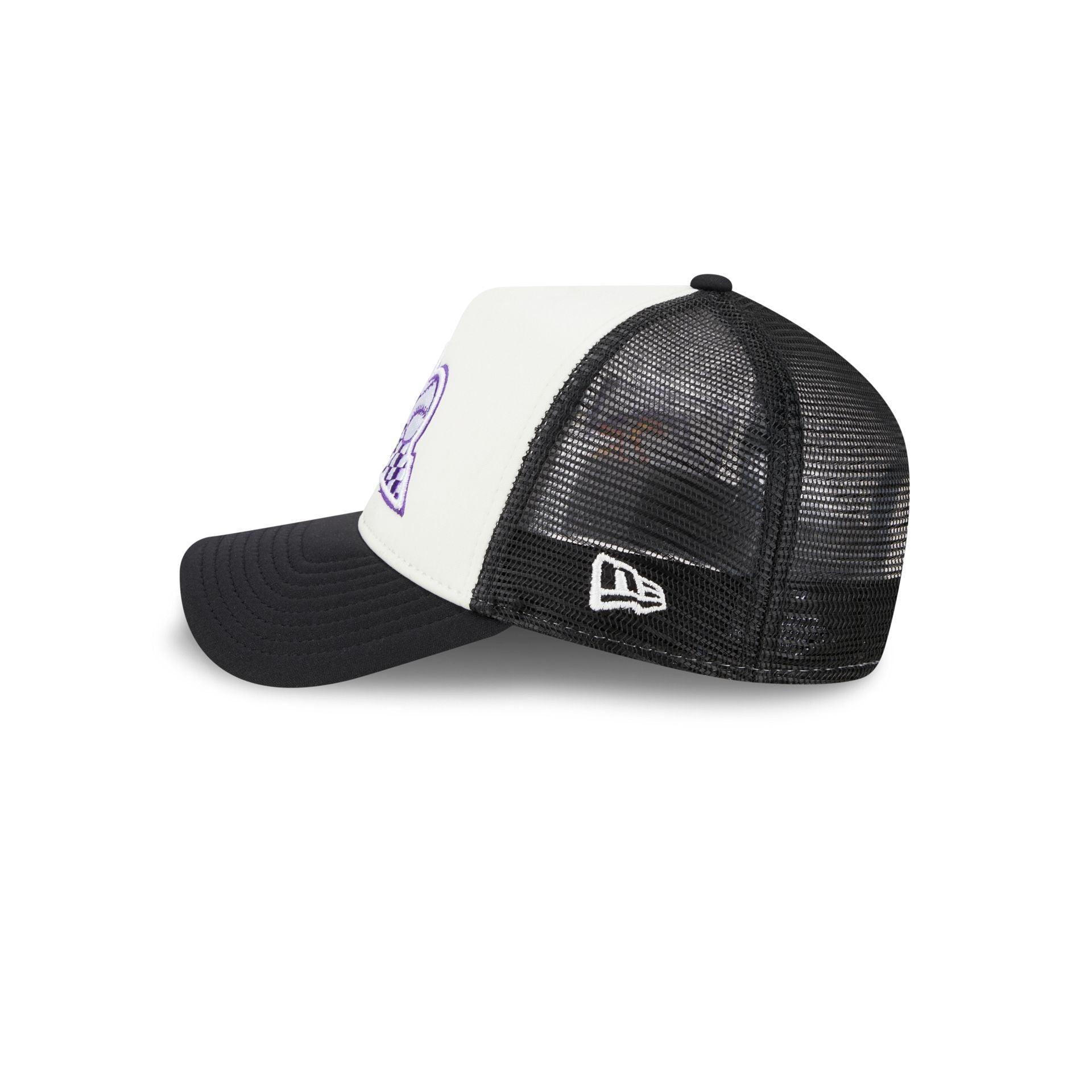 Los Angeles Lakers 2024 Rally Drive White 9FORTY A-Frame Trucker Hat Male Product Image