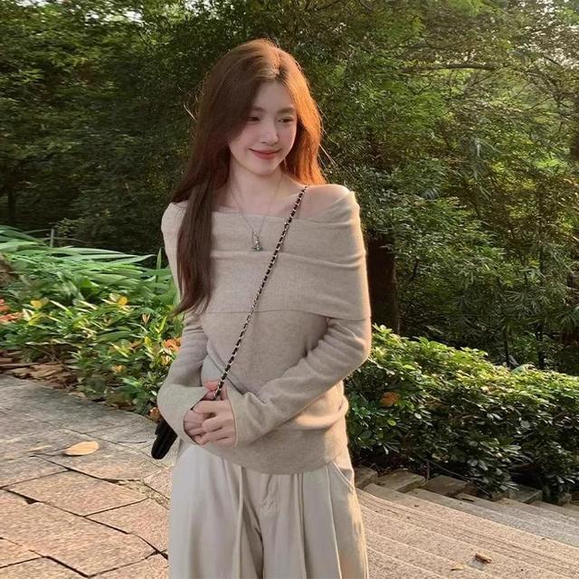 Long-Sleeve Off-Shoulder Plain Slim Fit Knit Top Product Image