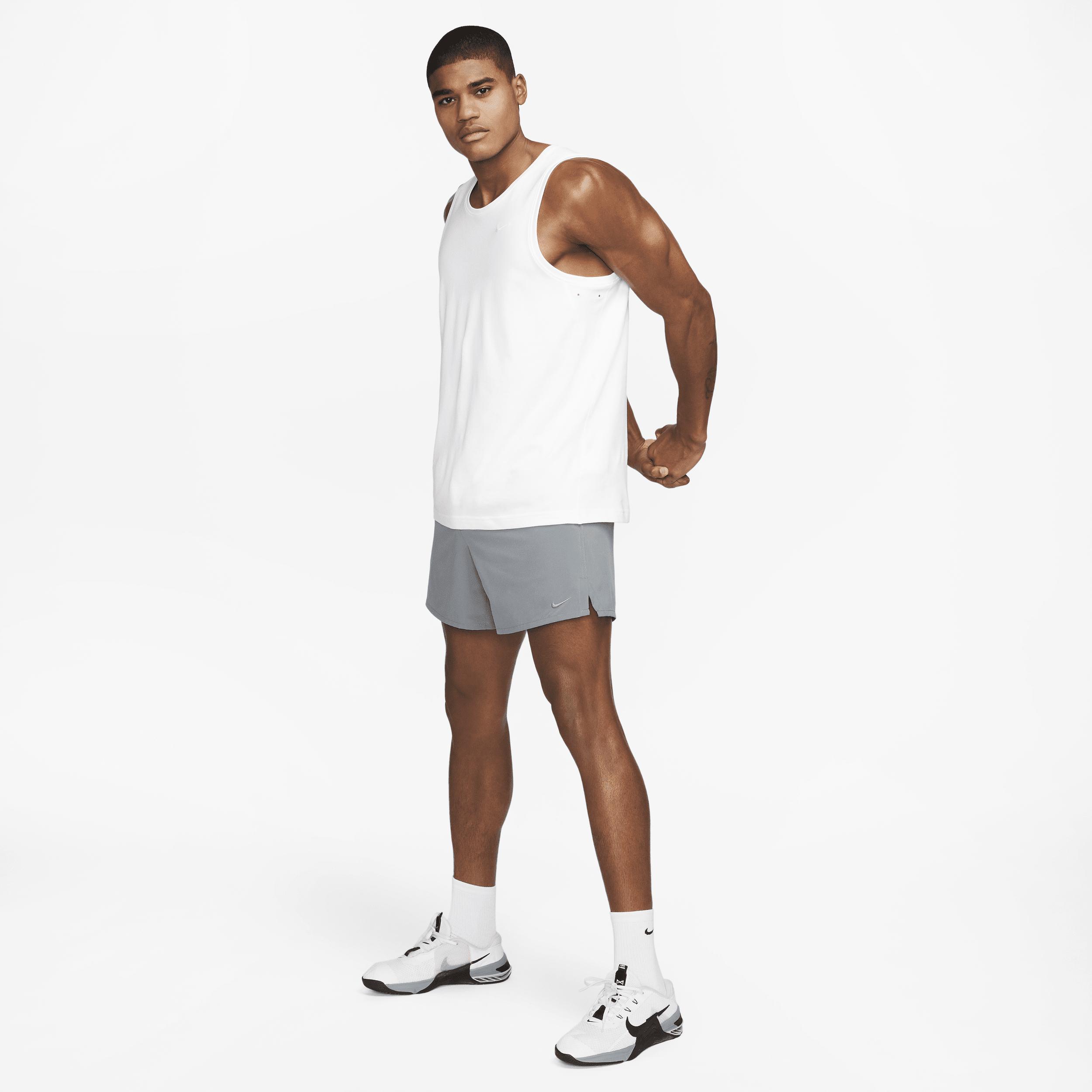 Nike Men's Primary Dri-FIT Versatile Tank Top Product Image