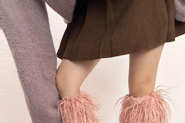 Plain Fluffy Leg Warmers Product Image