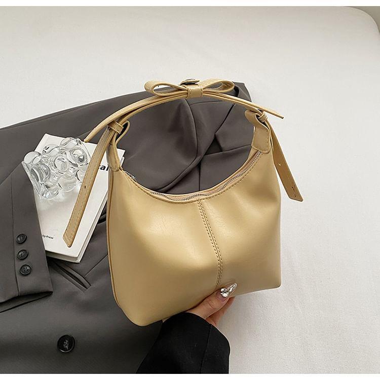 Bow Shoulder Bag Product Image