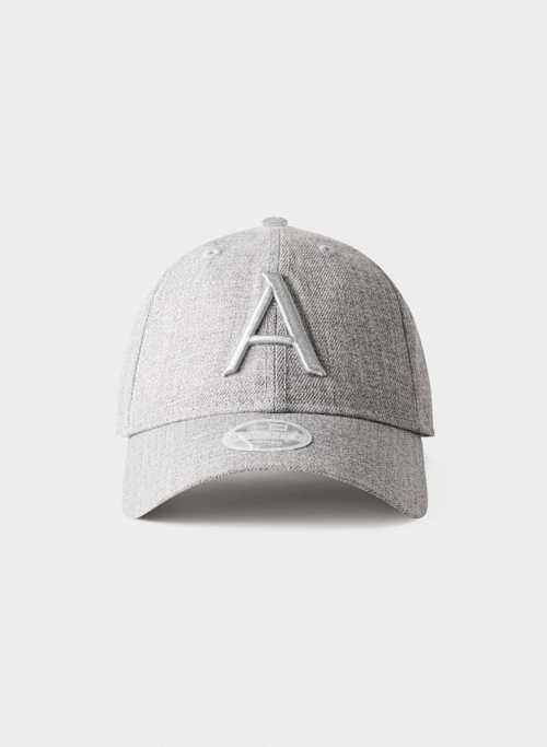 new era x aritzia 9twenty hat Product Image