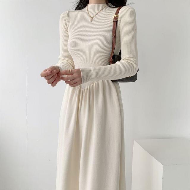 Long-Sleeve Crewneck Knit Maxi A-Line Dress Product Image