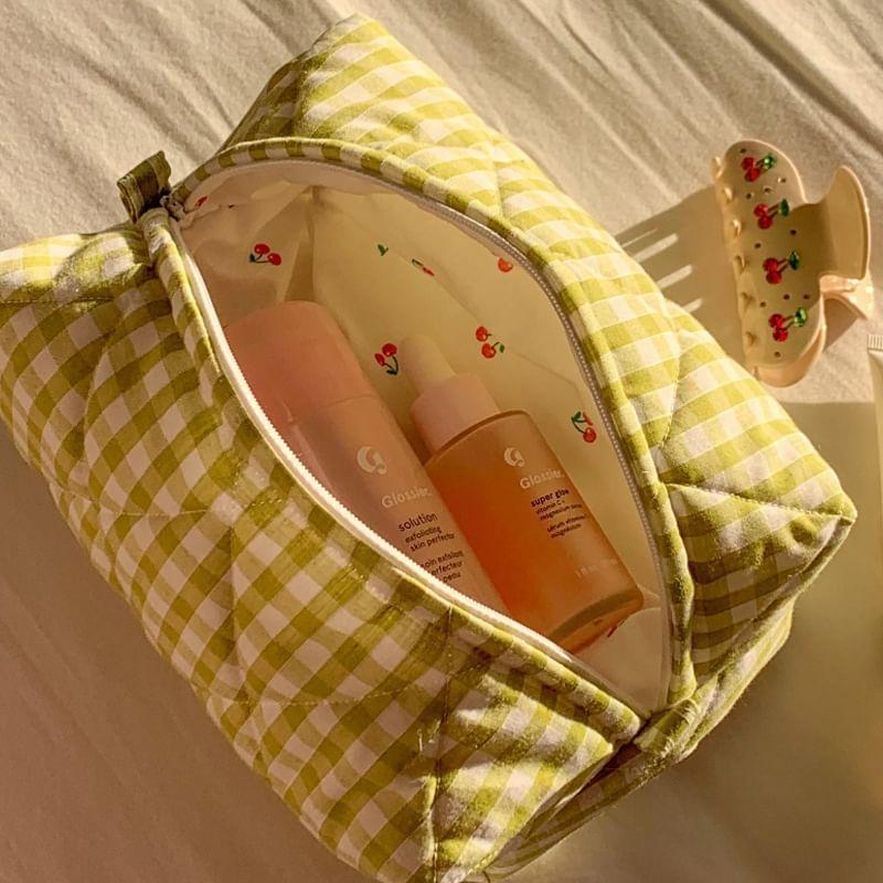 Plaid Fabric Makeup Bag Product Image