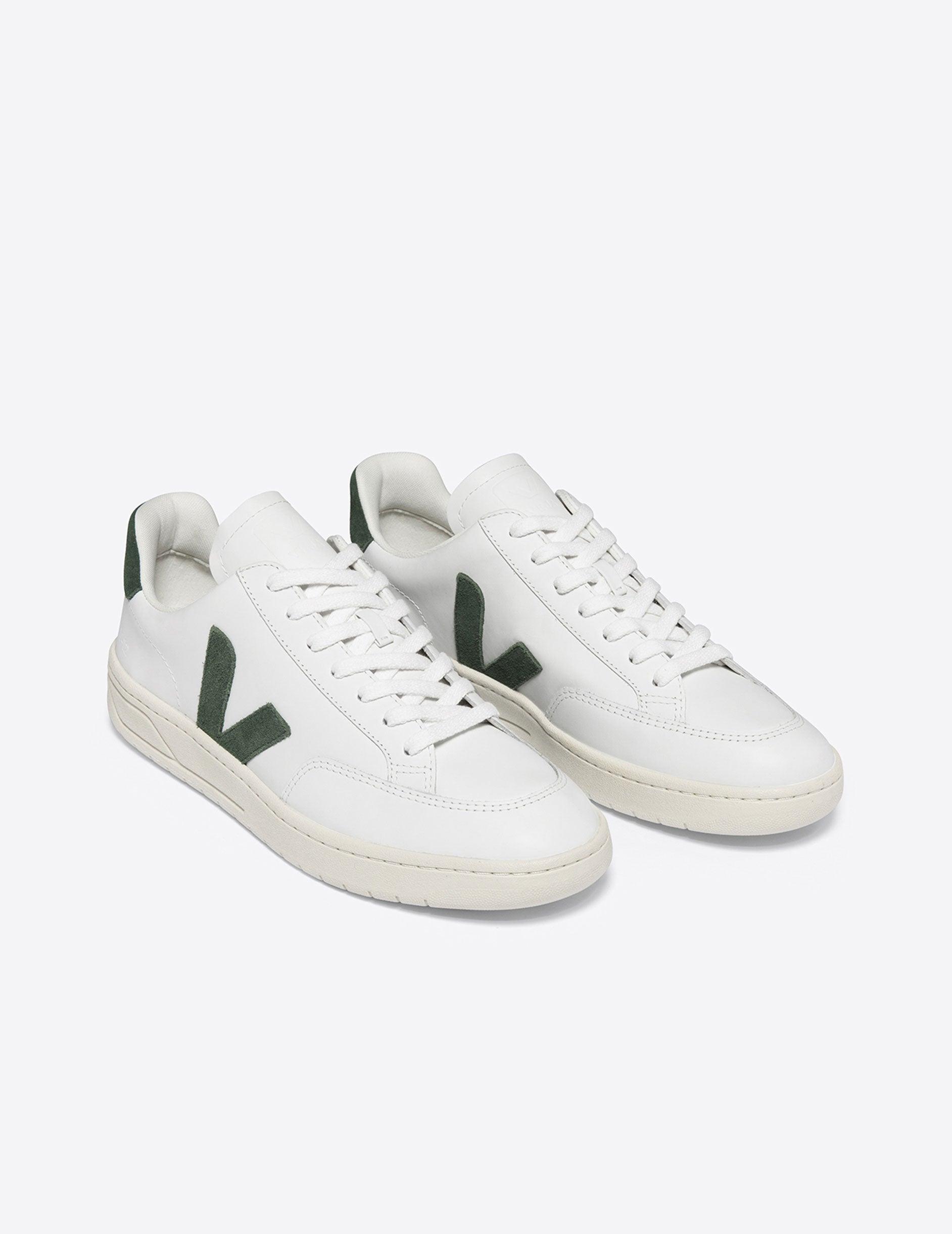 Veja V-12 Sneaker Product Image