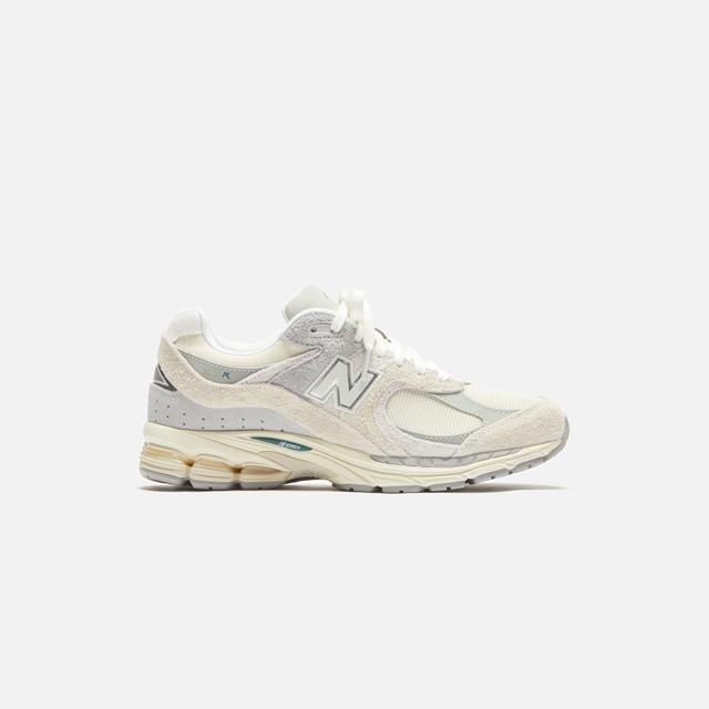 New Balance 2002R - Linen Male Product Image