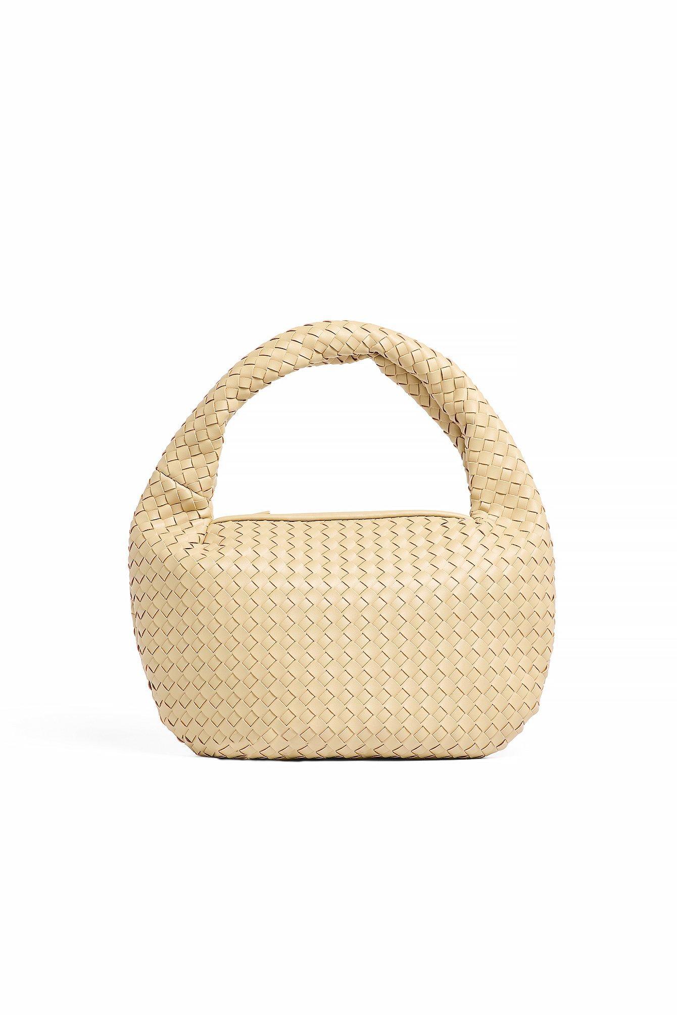 Woven Rounded Shoulder Bag Product Image