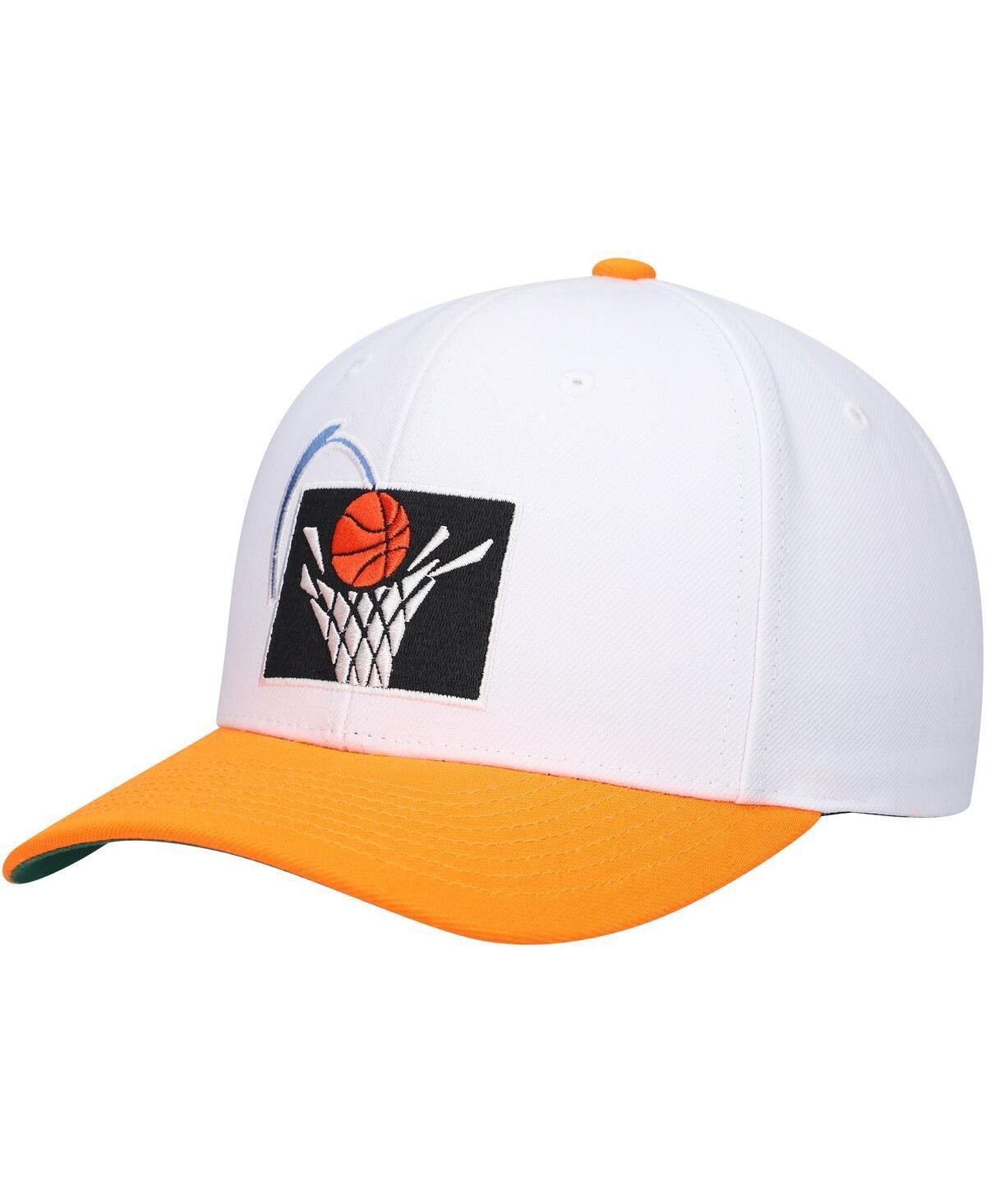 Mens Mitchell & Ness White Cleveland Cavaliers Hardwood Classics Core 2-Tone 2.0 Pro Snapback Hat - White Product Image