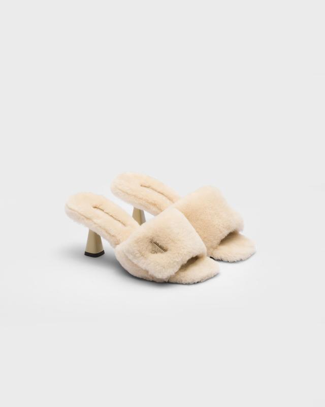 Shearling sandals Product Image