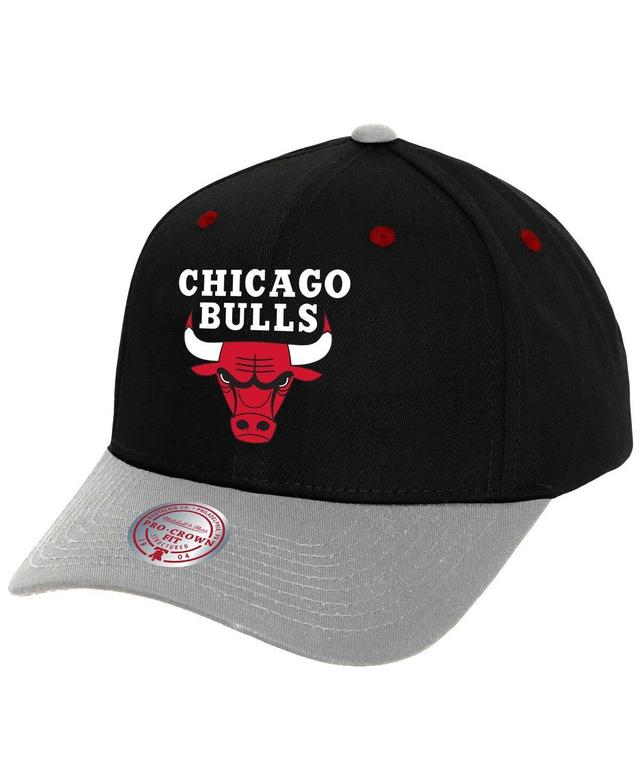 Mens Mitchell & Ness Black Chicago Bulls Pro Crown Adjustable Hat - Black Product Image