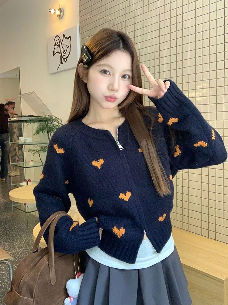 Round Neck Heart Patterned Zip Cardigan Product Image