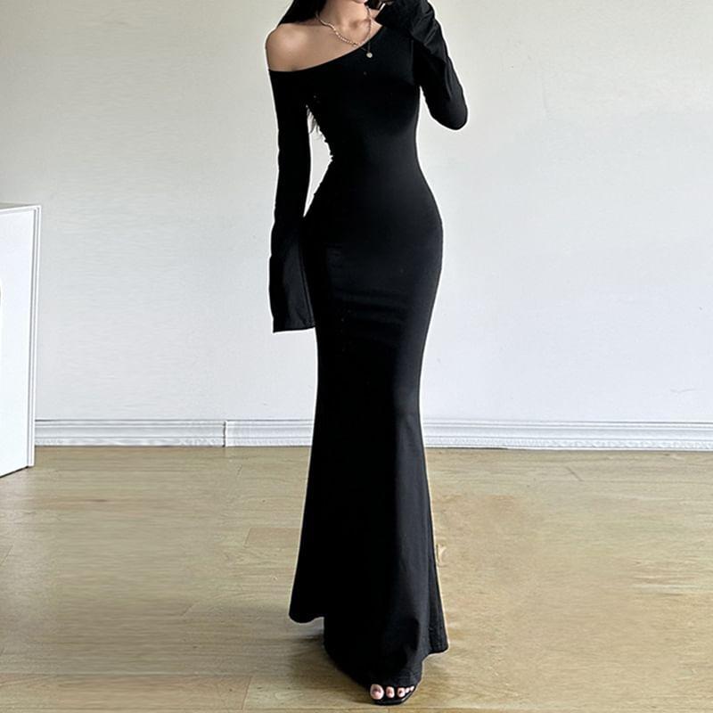 Bell Sleeve Cold-Shoulder Plain Slim-Fit Maxi Bodycon Dress Product Image