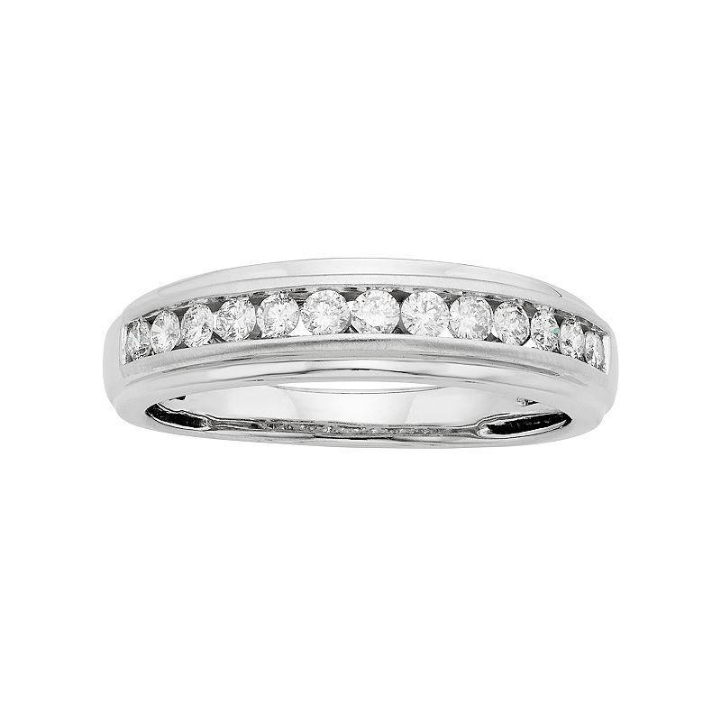 The Regal Collection Mens 14k White Gold IGL Certified 1/2 Carat T.W. Diamond Wedding Band Product Image