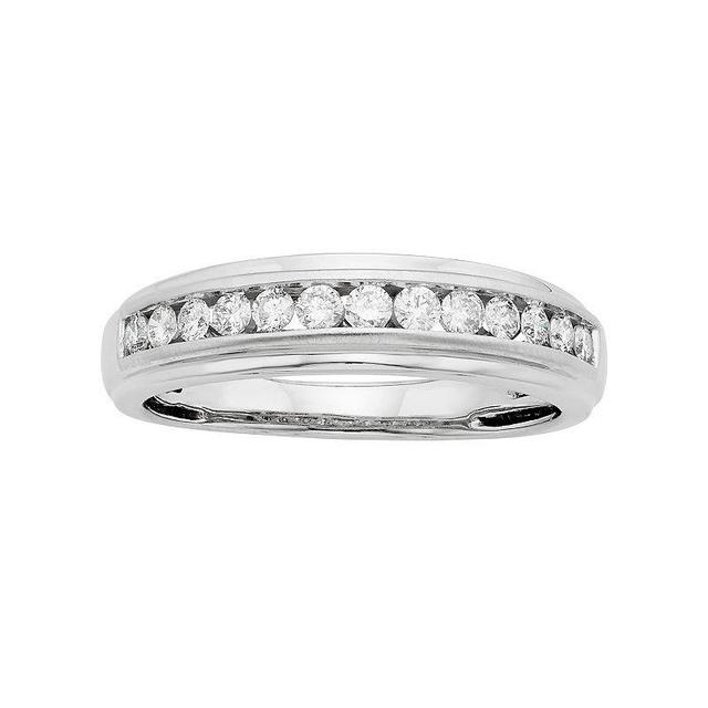 The Regal Collection Mens 14k White Gold IGL Certified 1/2 Carat T.W. Diamond Wedding Band Product Image