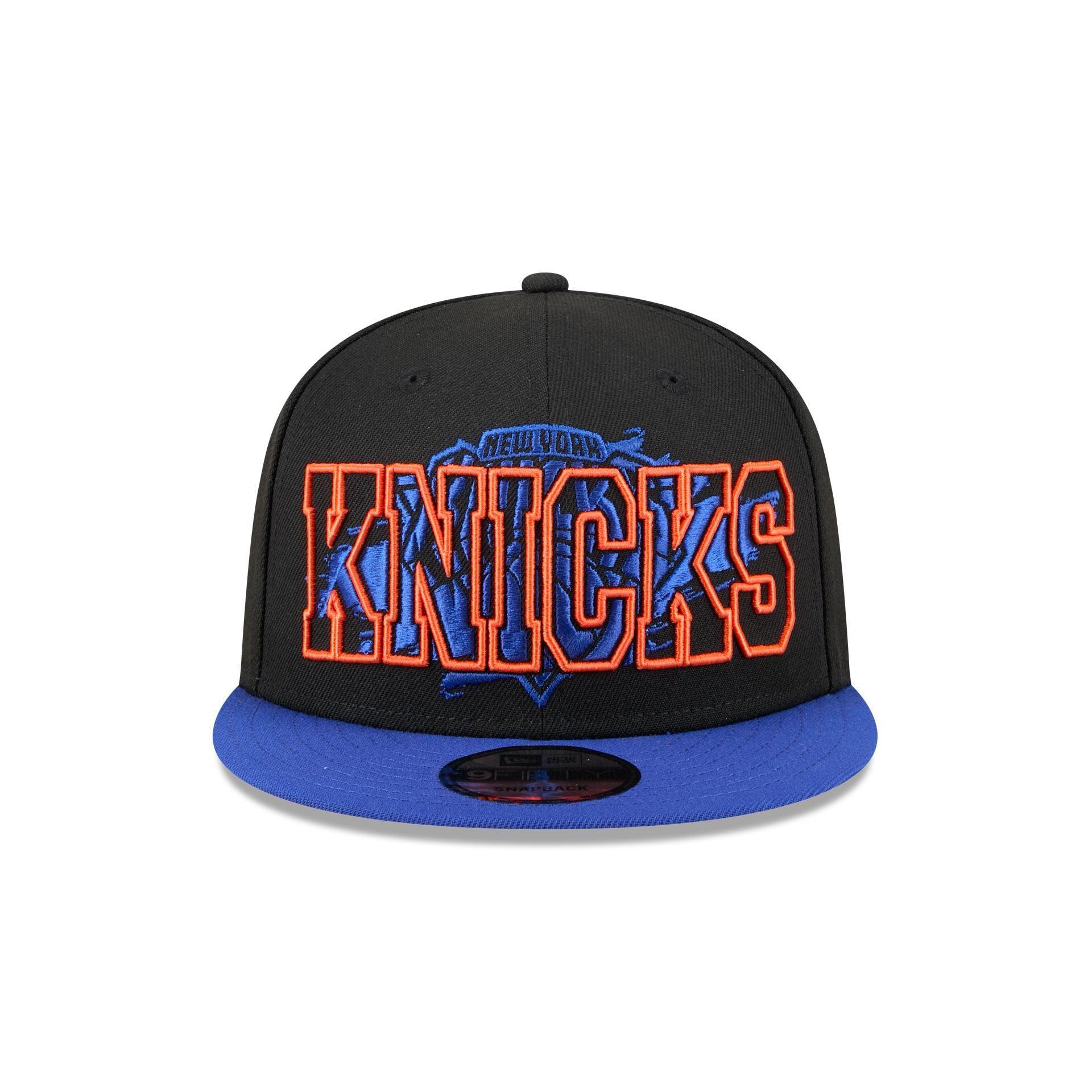 New York Knicks Splatter 9FIFTY Snapback Hat Male Product Image