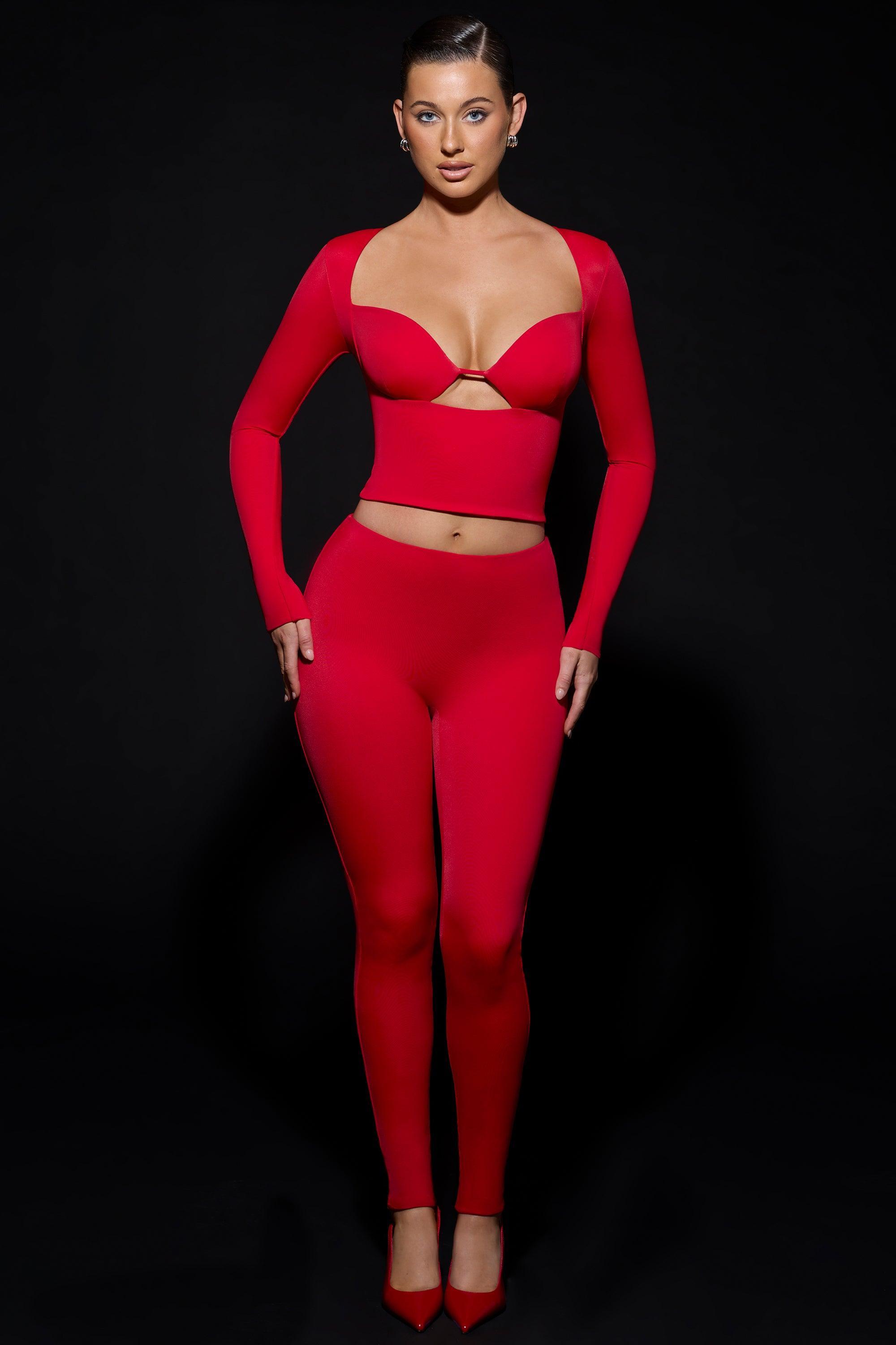 V-Back Mid-Rise Leggings in Fire Red Product Image