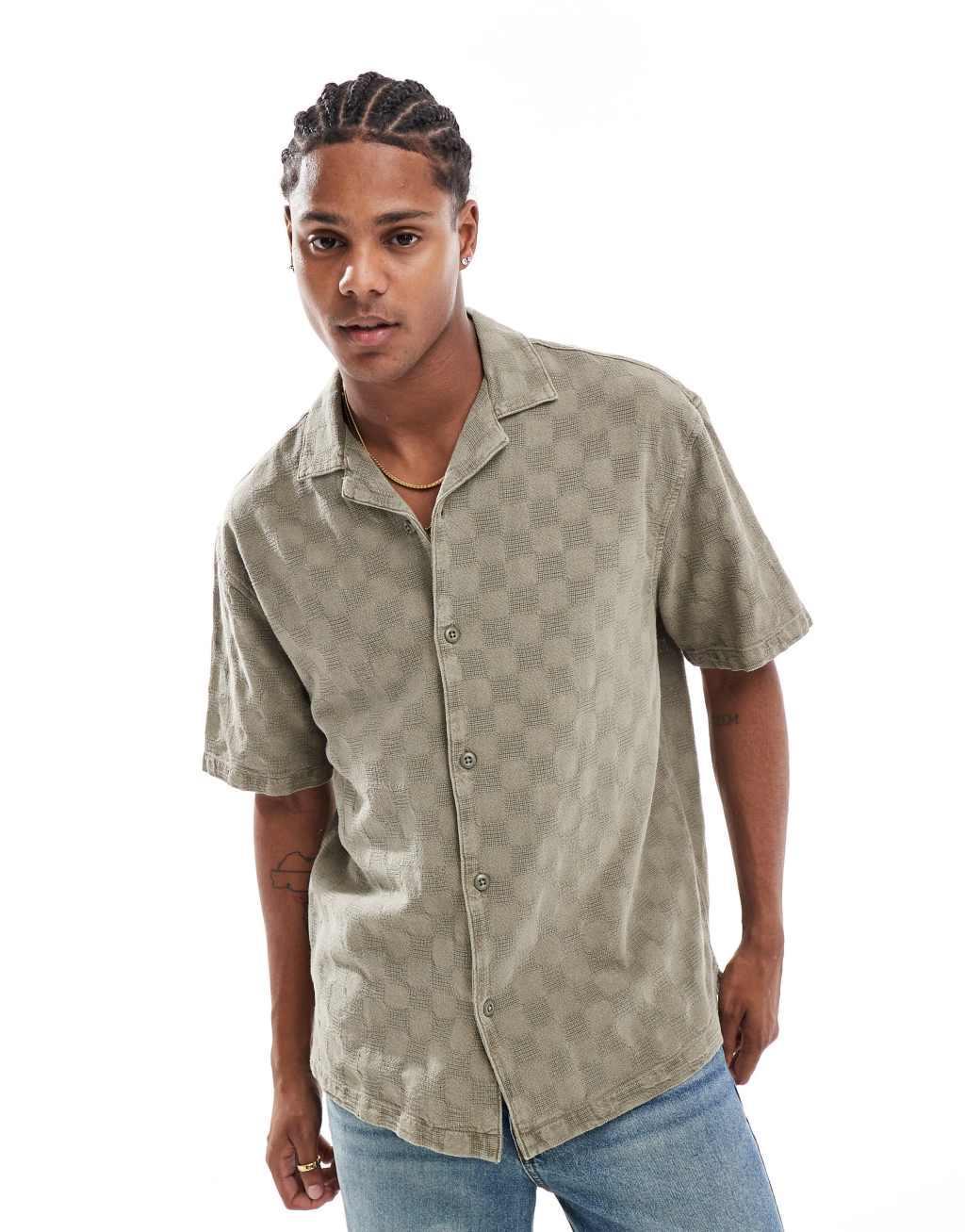 Pull&Bear checked detail shirt in khaki Product Image