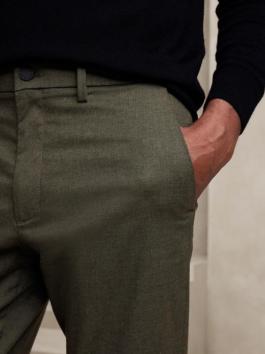 Slim Core Temp Chino Product Image