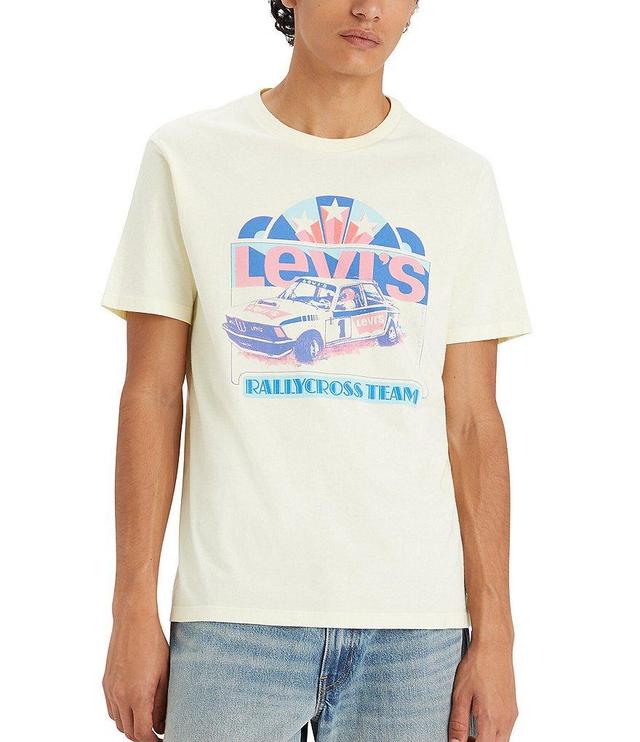 Levi's® Classic Fit Short Sleeve Graphic T-Shirt Product Image