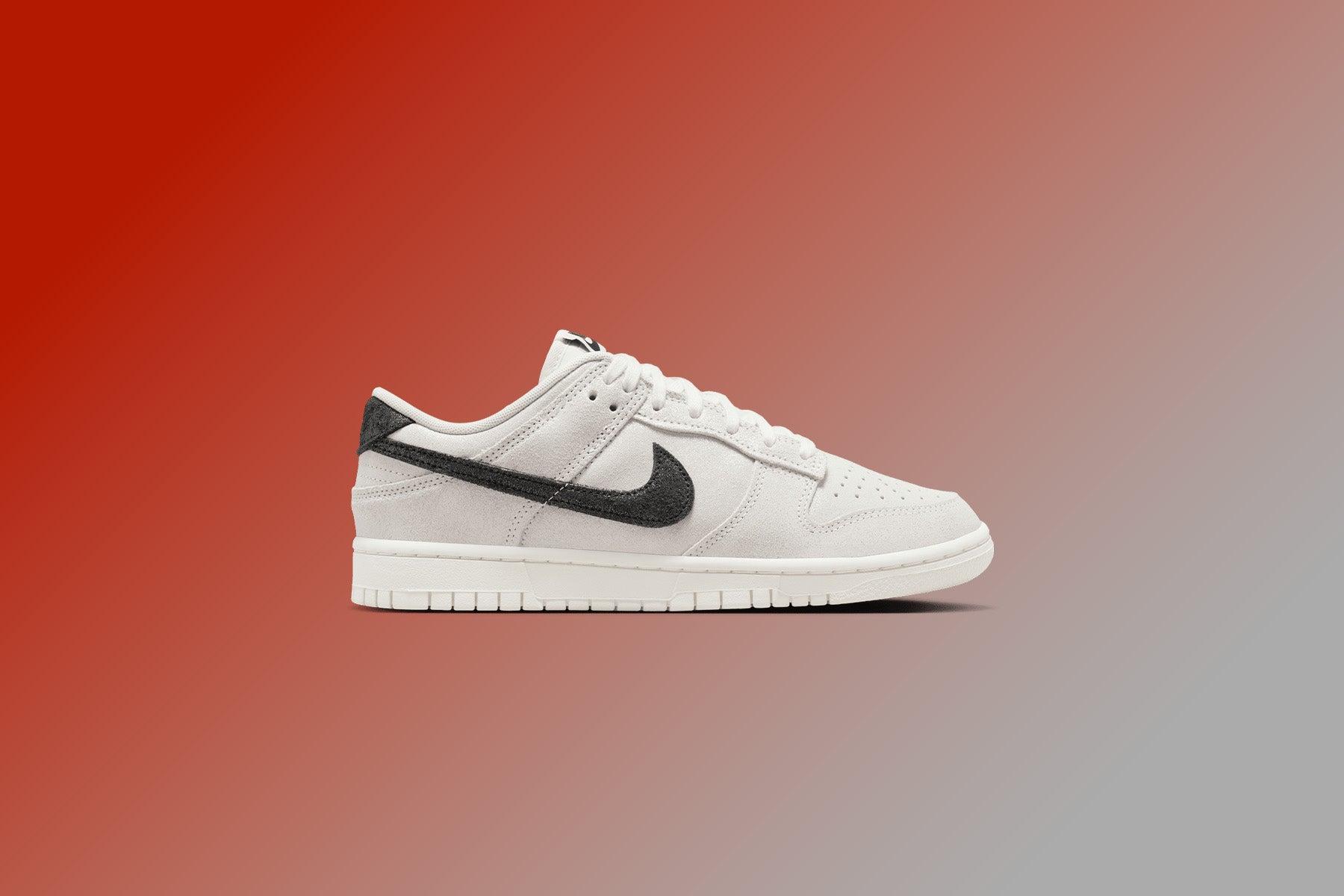 Dunk Low Se Women's - White/Black/Team Red Female Product Image