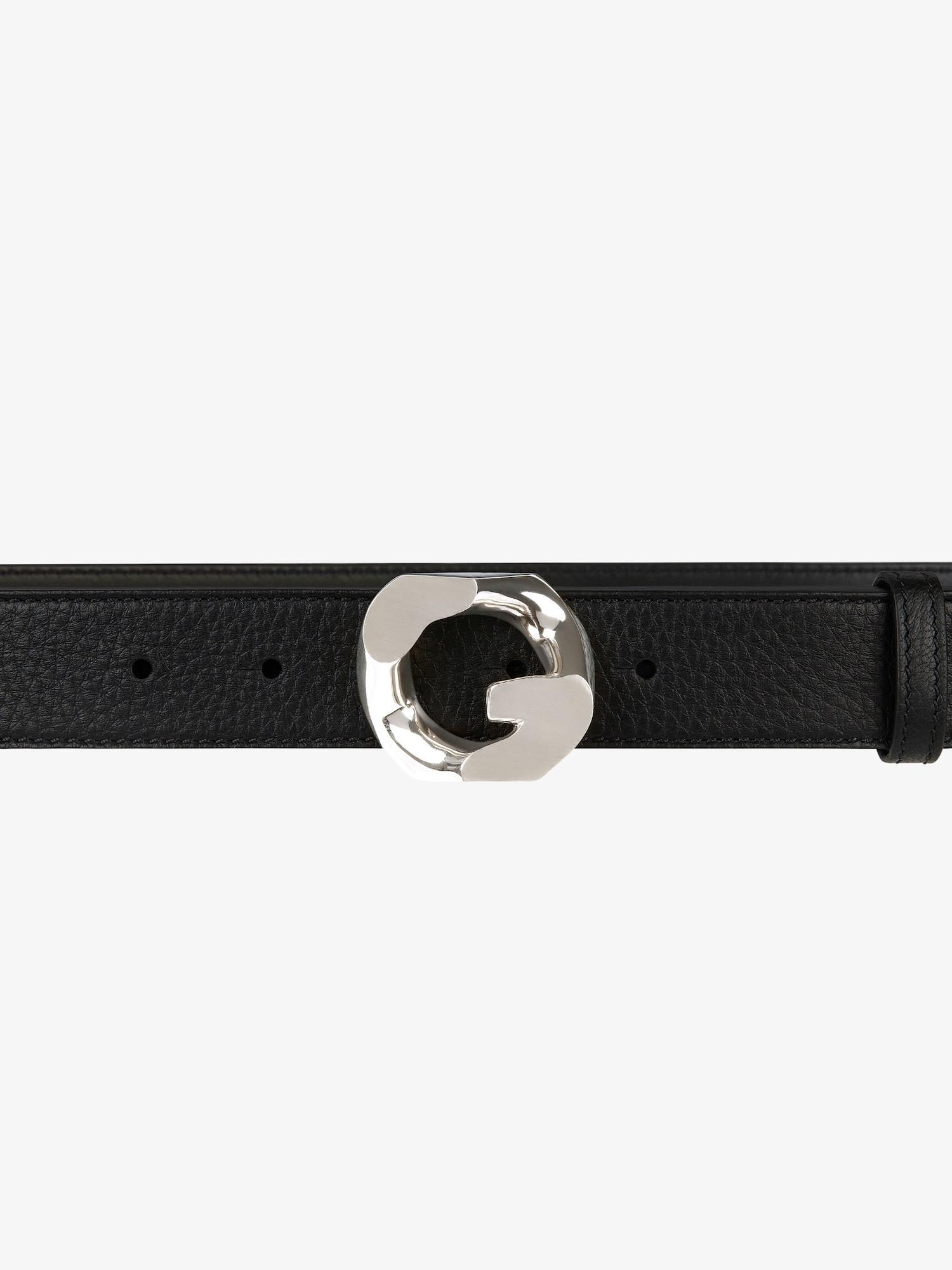 Belt in grained leather with G-Chain buckle Product Image