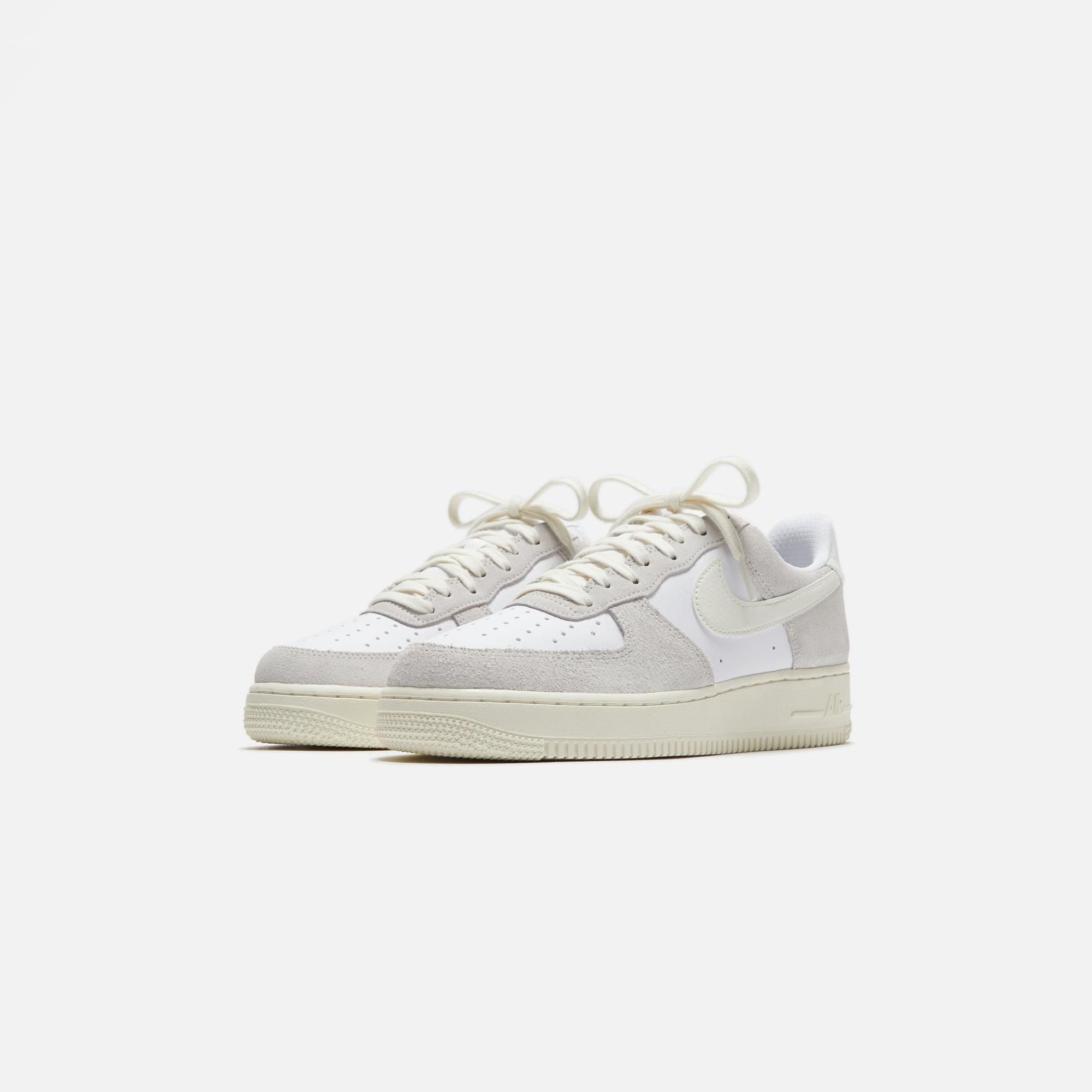 Nike Air Force 1 LV8 - White / Sail / Platinum Tint Male Product Image