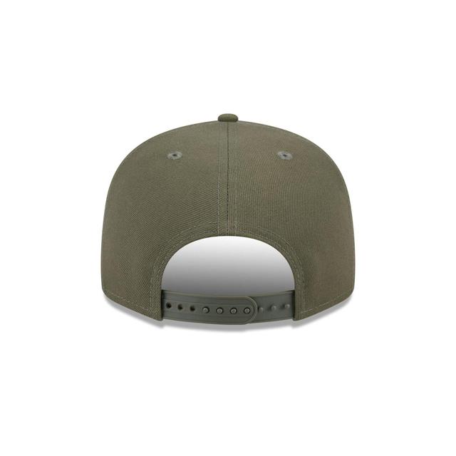 New York Knicks Olive 9FIFTY Snapback Hat Male Product Image