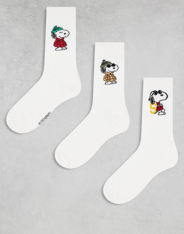 ASOS DESIGN 3 pack socks with cool Snoopy artwork in ecru Product Image