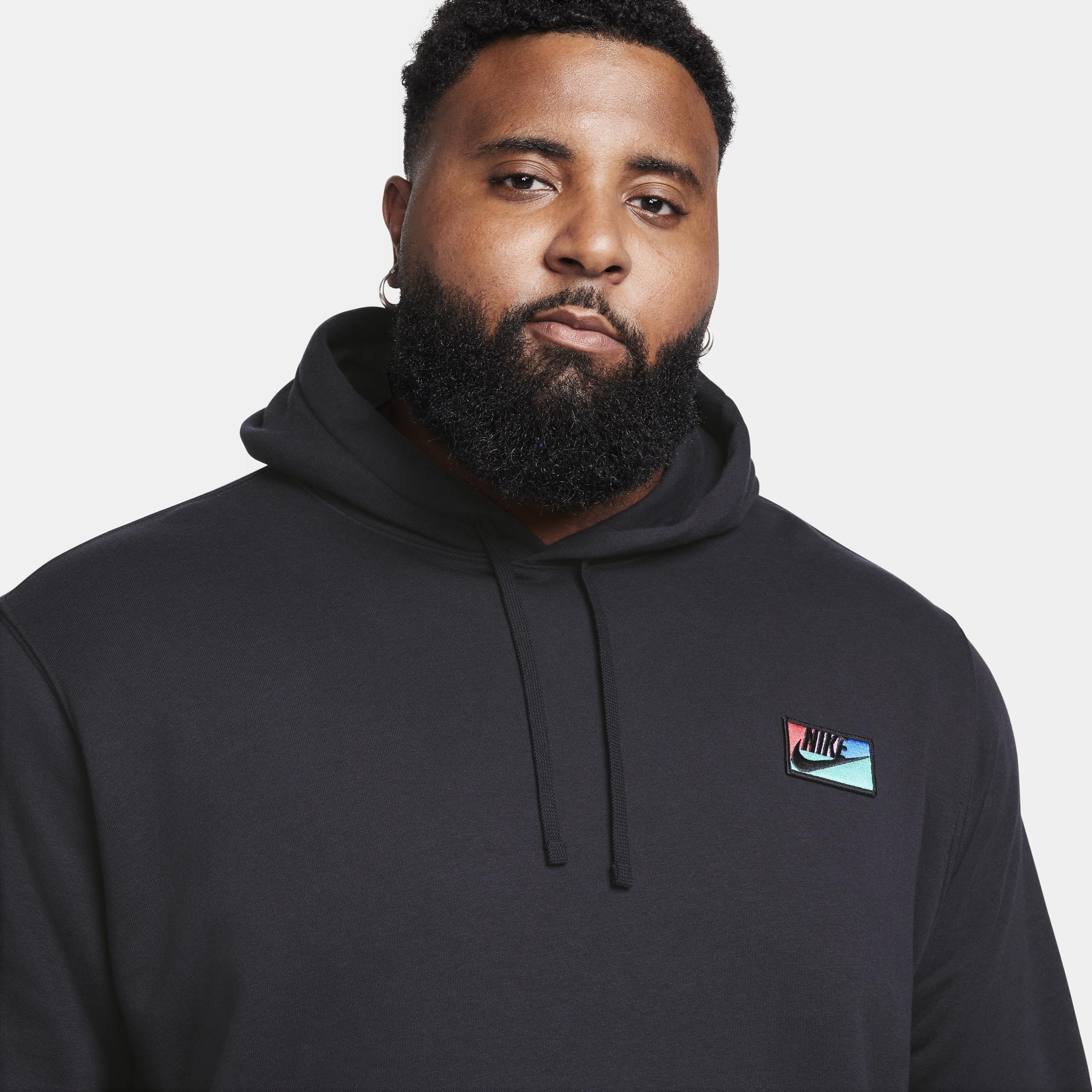 Nike Club Fleece Men's Patch Pullover Hoodie Product Image