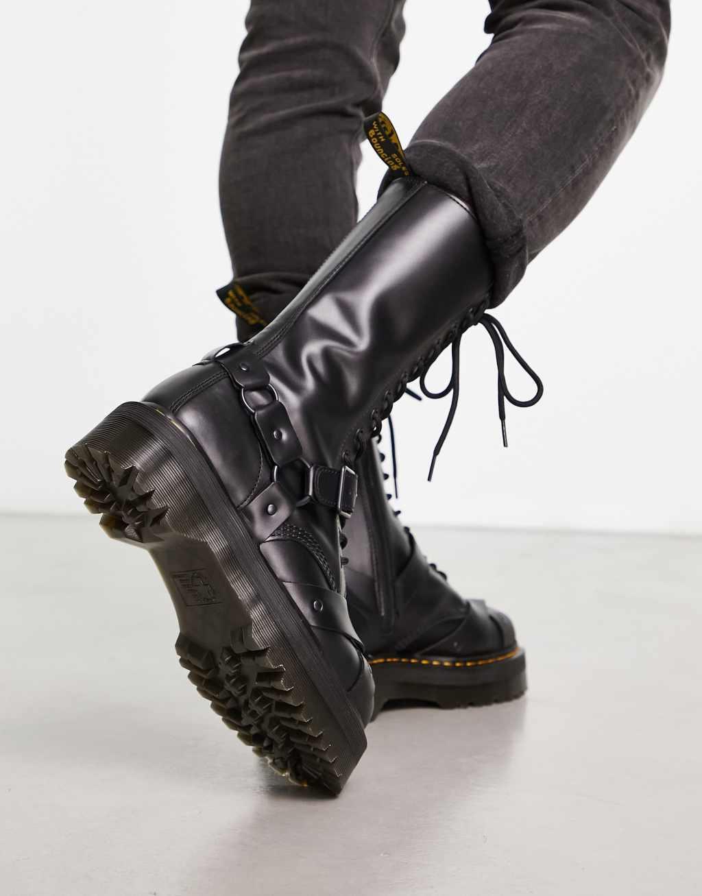 Dr Martens 1914 quad harness leather boots in black Product Image