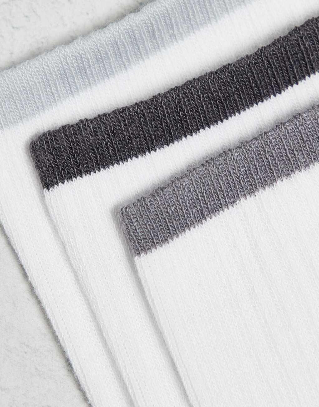 ASOS DESIGN 3 pack sports socks in white with gray tipping detail Product Image