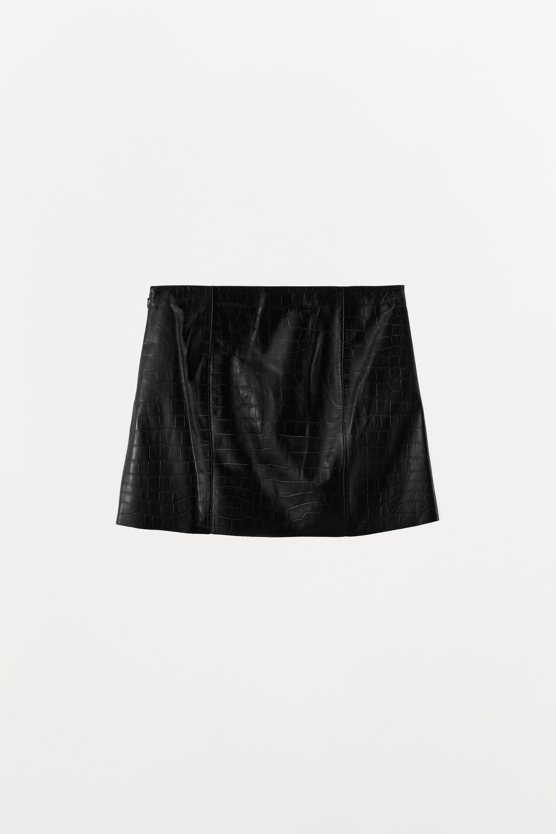 EMBOSSED LEATHER MINI SKIRT Product Image