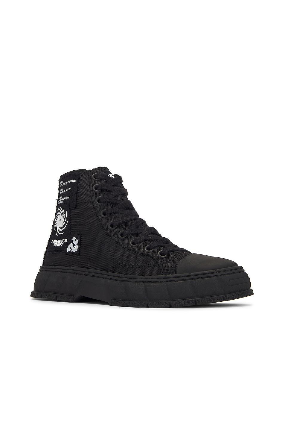 Viron 1982 Sneaker in Black Product Image