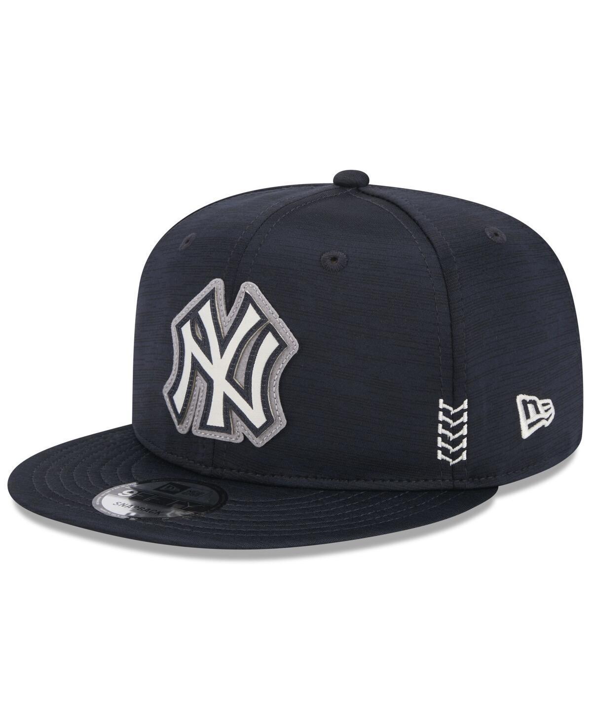 Mens New Era Navy New York Yankees 2024 Clubhouse 9FIFTY Snapback Hat Product Image