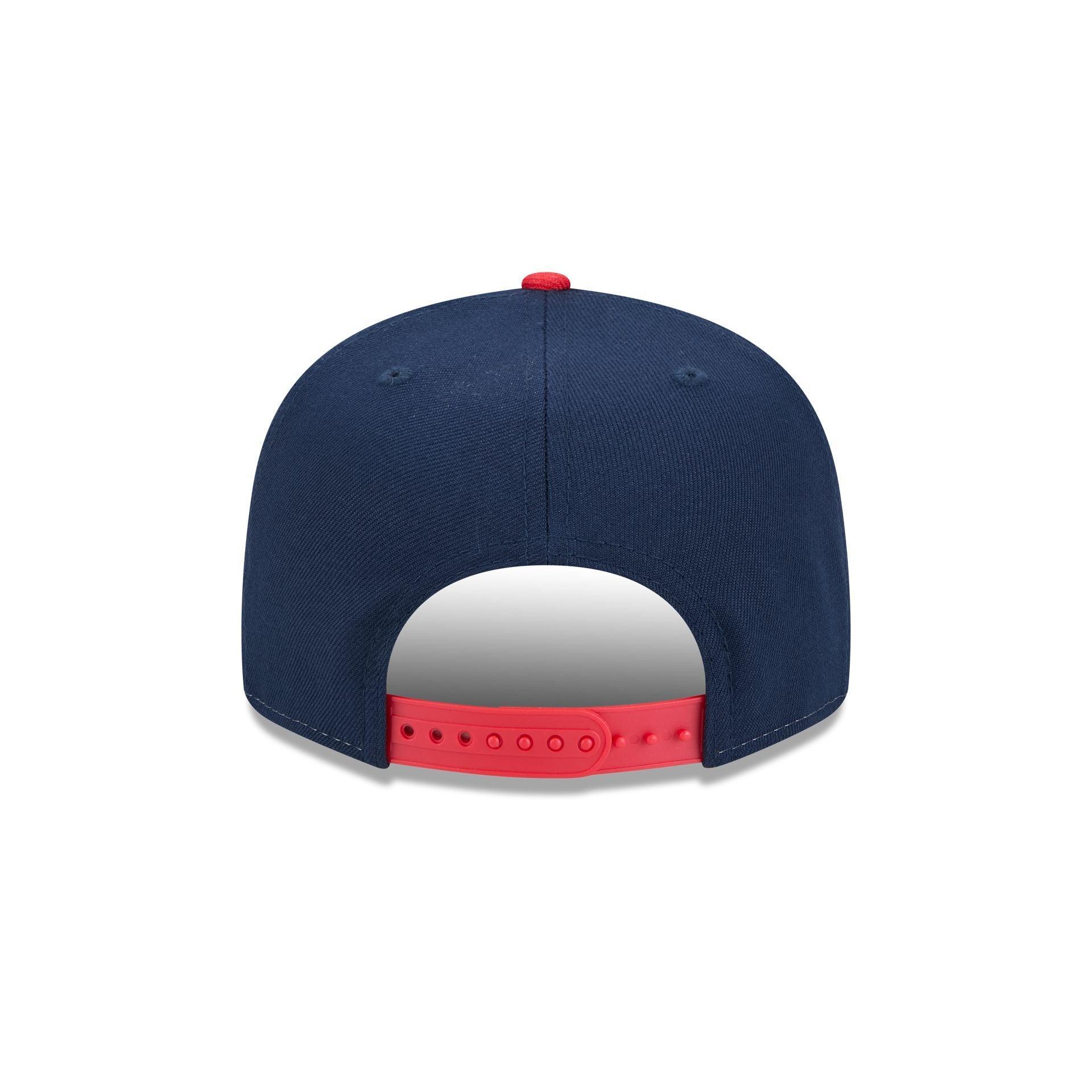 Oakley x New England Patriots 9FIFTY Snapback Hat Male Product Image