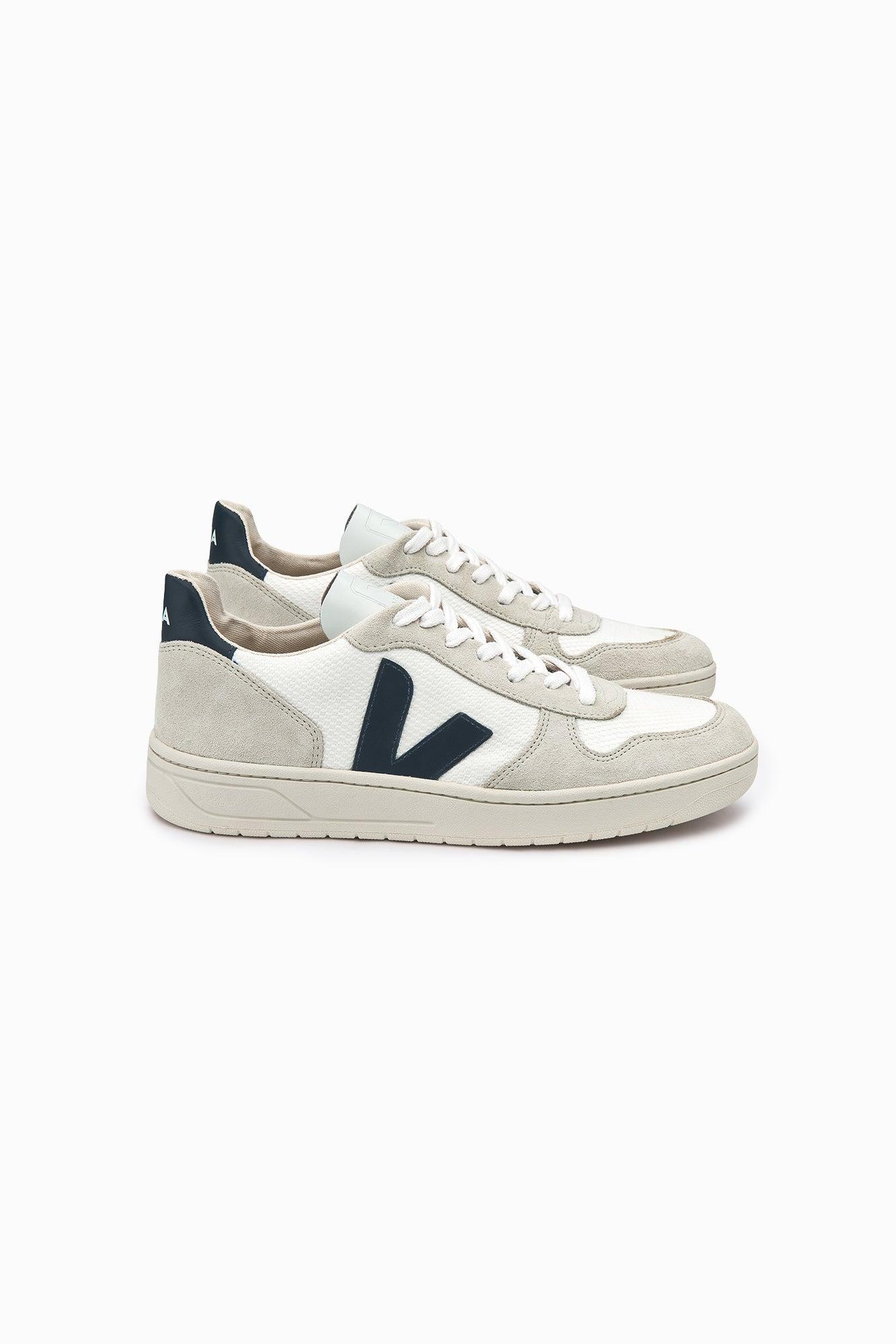 VEJA Women's V-10 - White Nautico Product Image