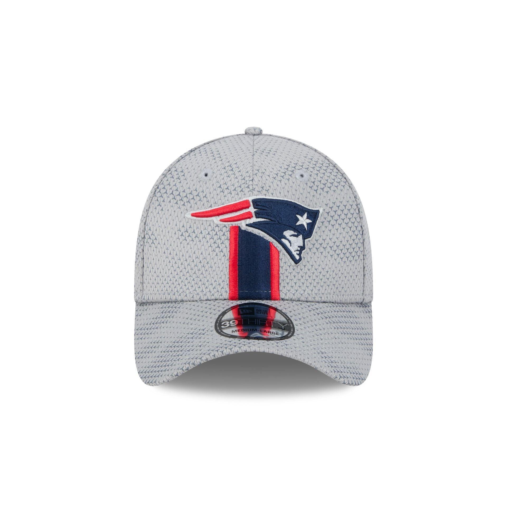 New England Patriots 2024 Sideline Gray 39THIRTY Stretch Fit Hat Male Product Image