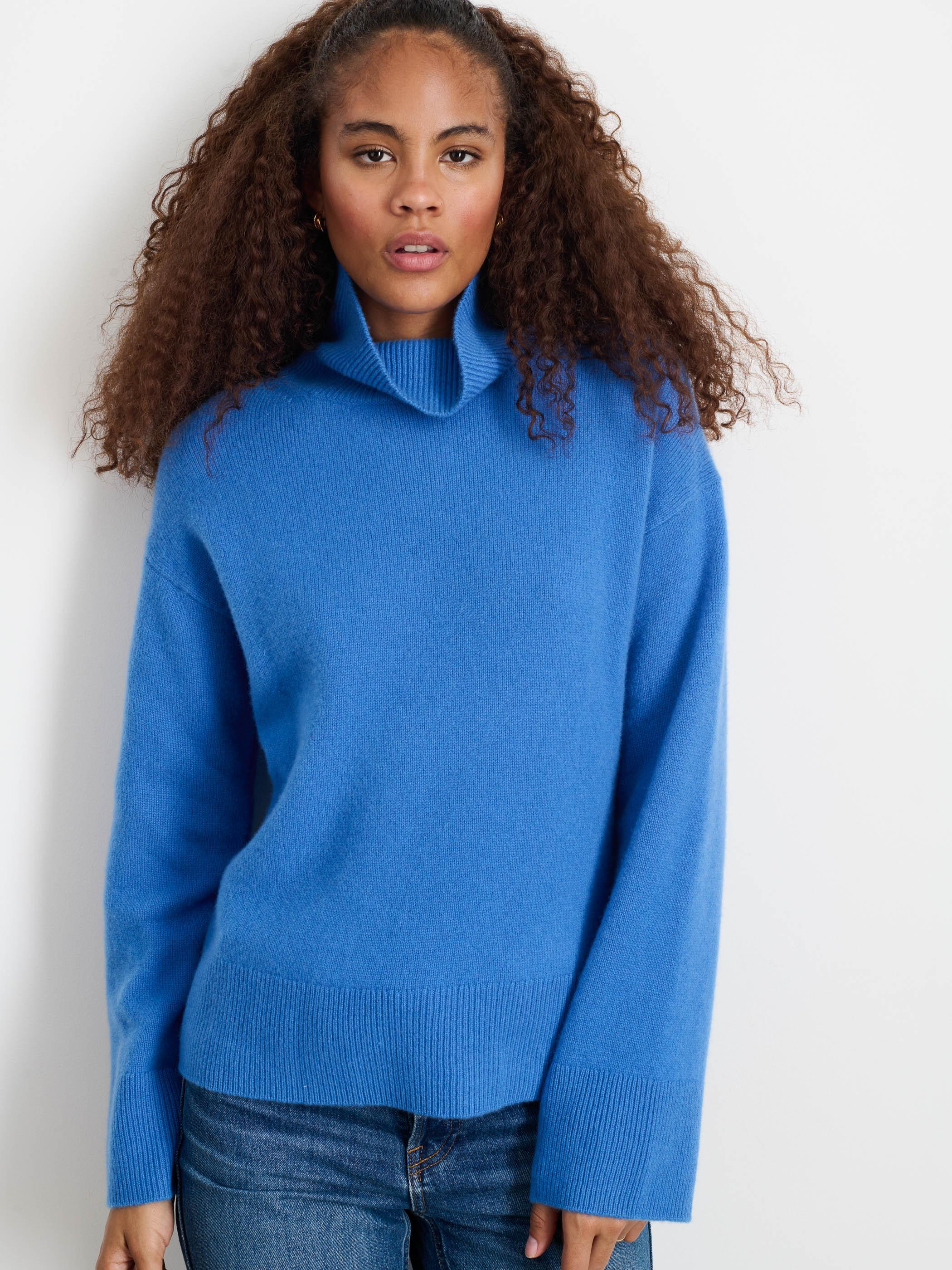 Cecile Turtleneck in Cashmere Female Product Image